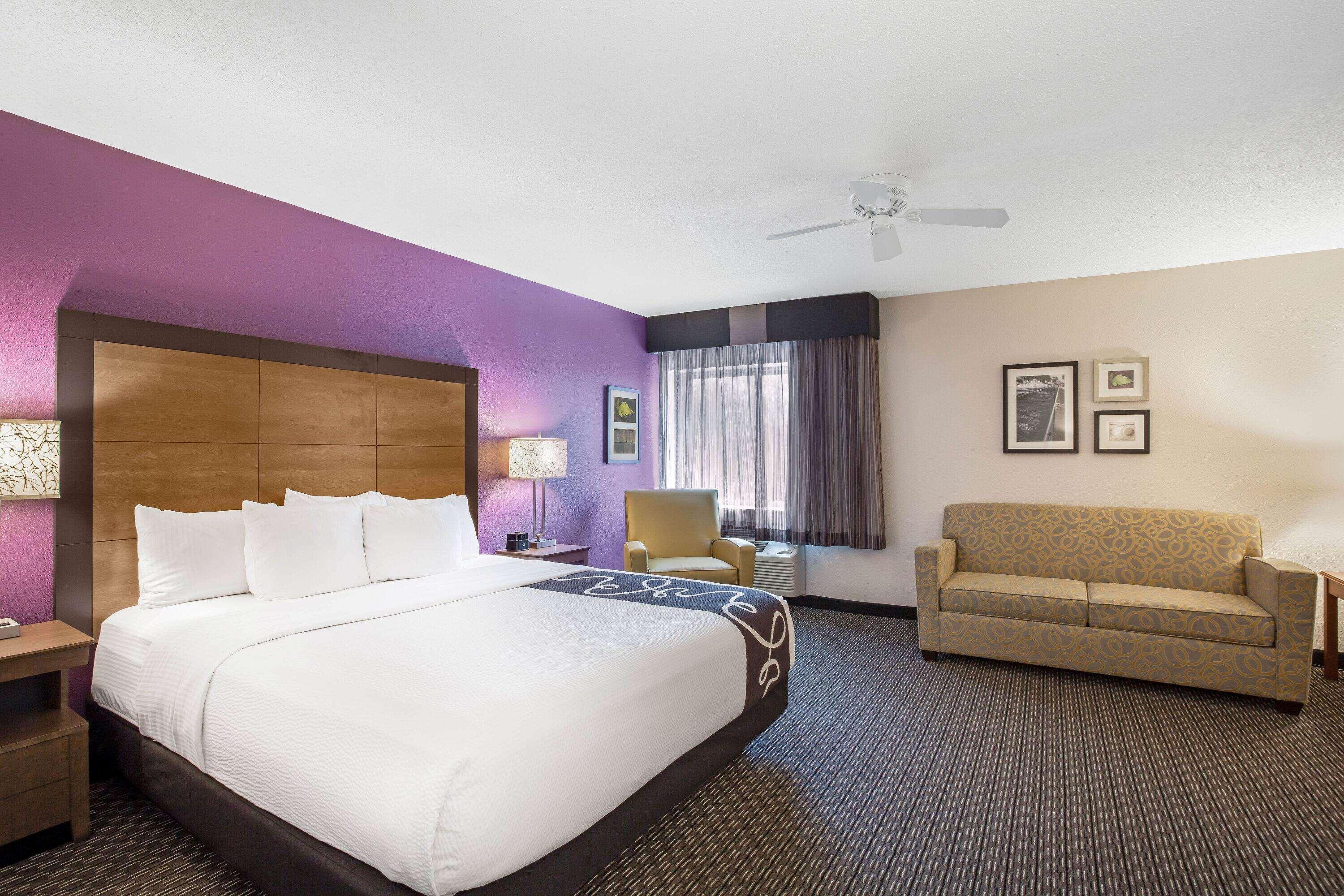 Готель La Quinta By Wyndham Hartford Bradley Airport Вінсор-Локс Екстер'єр фото