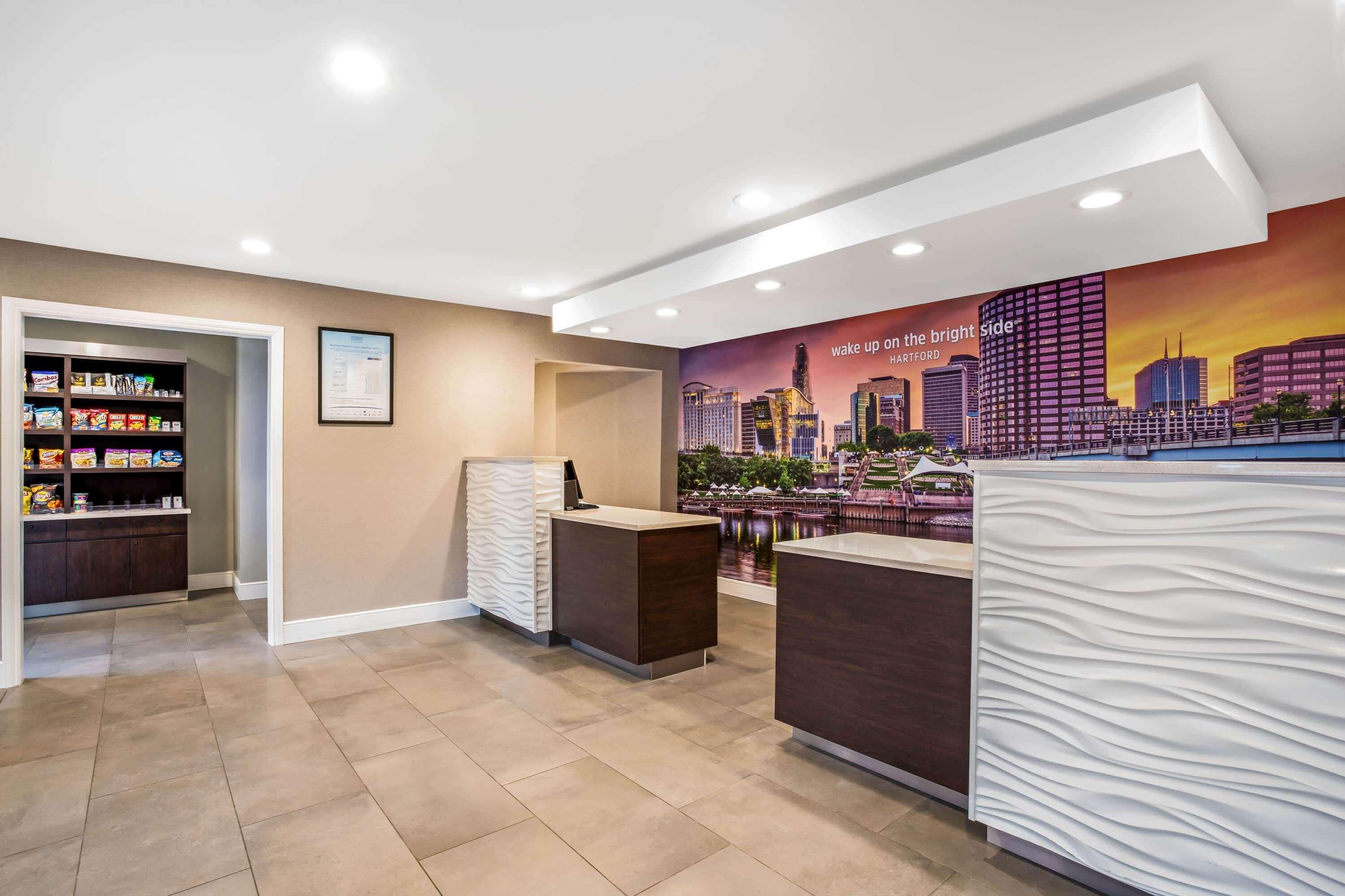 Готель La Quinta By Wyndham Hartford Bradley Airport Вінсор-Локс Екстер'єр фото