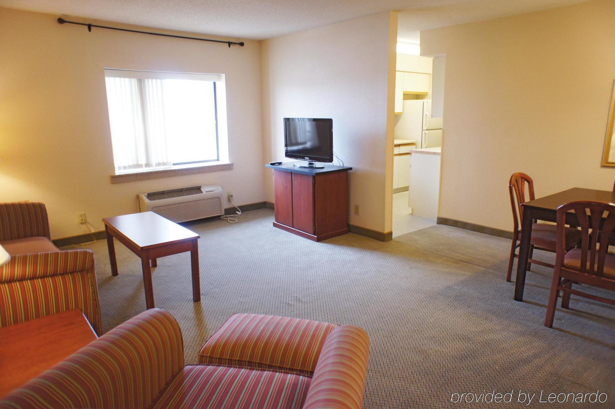 Готель La Quinta By Wyndham Hartford Bradley Airport Вінсор-Локс Екстер'єр фото
