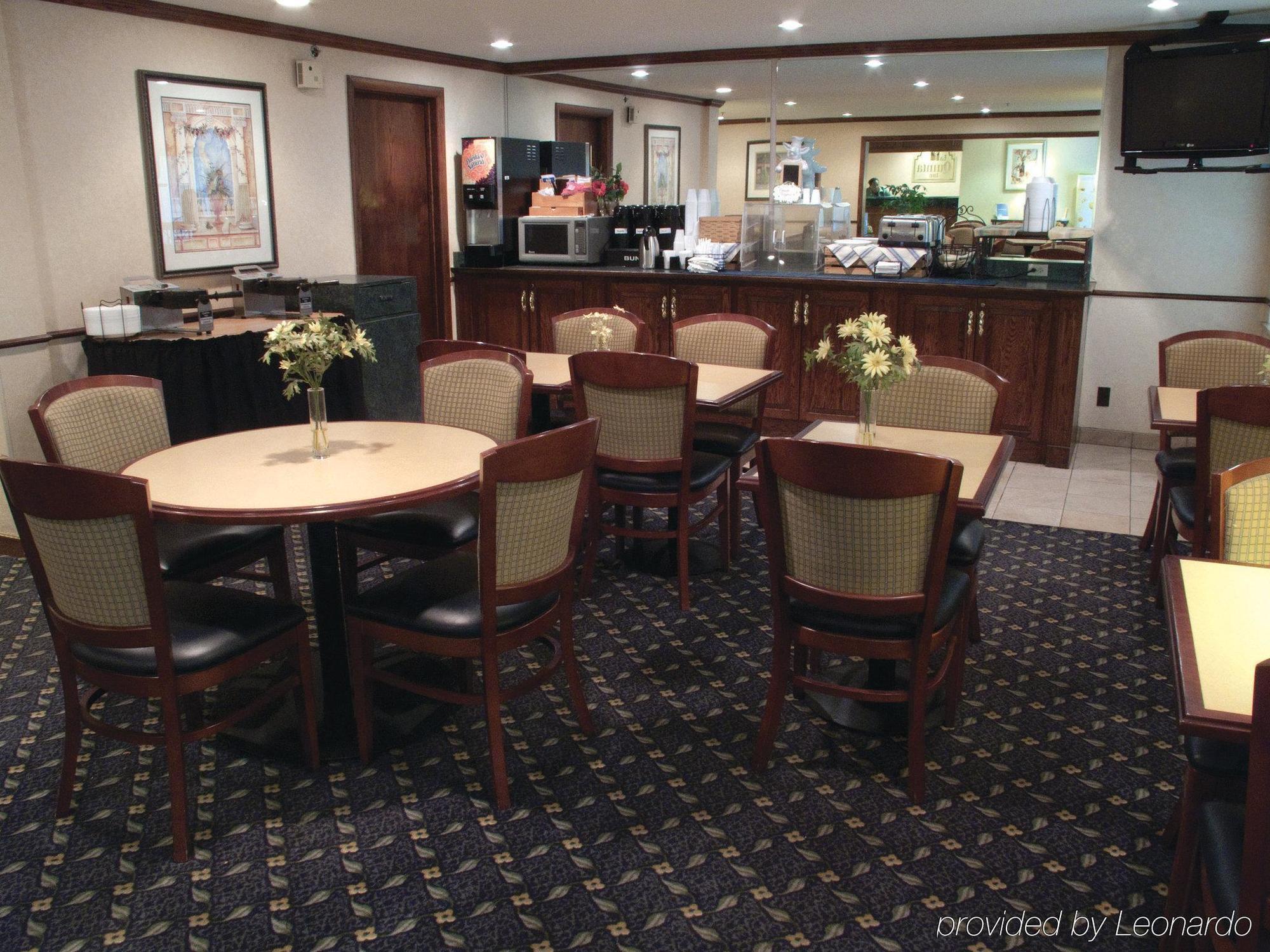 Готель La Quinta By Wyndham Hartford Bradley Airport Вінсор-Локс Екстер'єр фото